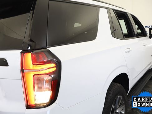 Used 2023 Chevrolet Tahoe Z71 w/ Luxury Package AWD/4WD image 7