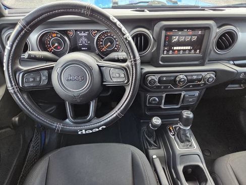 Used 2022 Jeep Wrangler Unlimited Sport AWD/4WD image 20