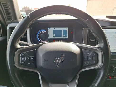 Used 2022 Ford Bronco Outer Banks AWD/4WD image 18