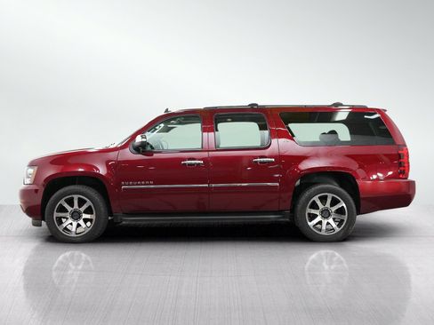 Used 2011 Chevrolet Suburban LTZ AWD/4WD image 2