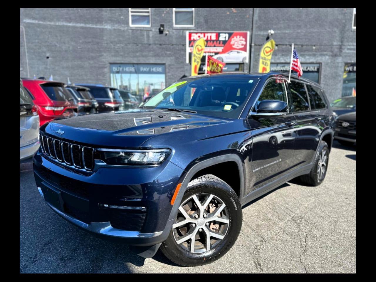 Used 2023 Jeep Grand Cherokee L Limited AWD/4WD image 1