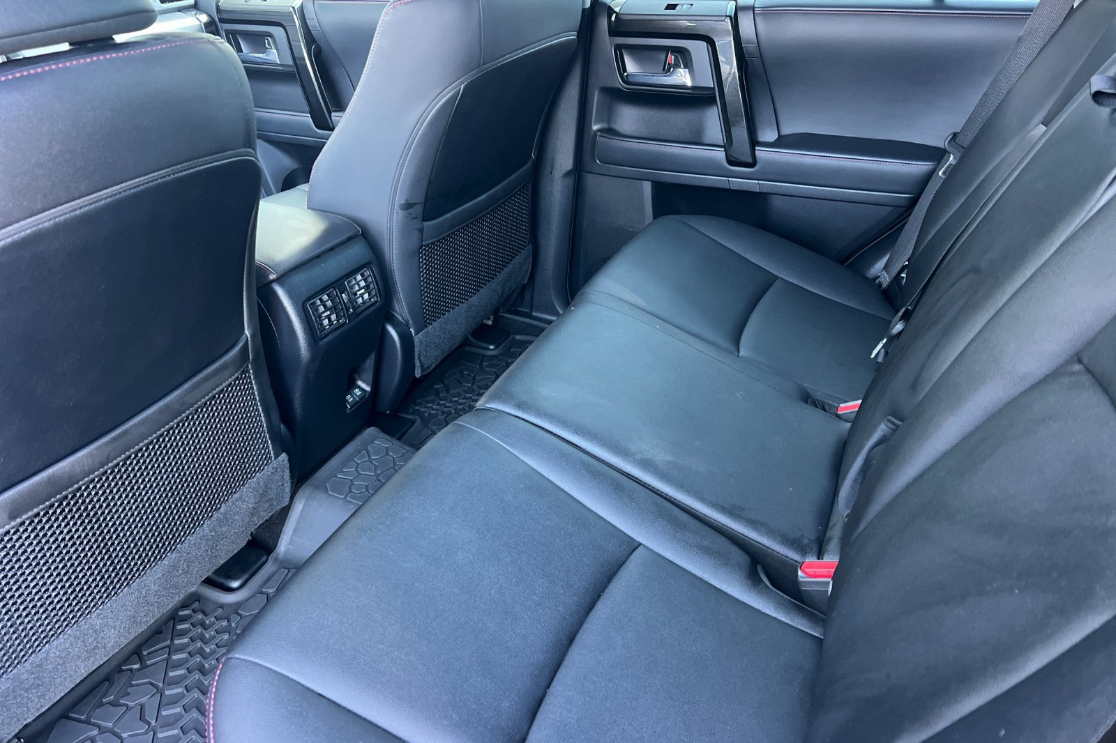 Used 2021 Toyota 4Runner TRD Pro AWD/4WD image 9