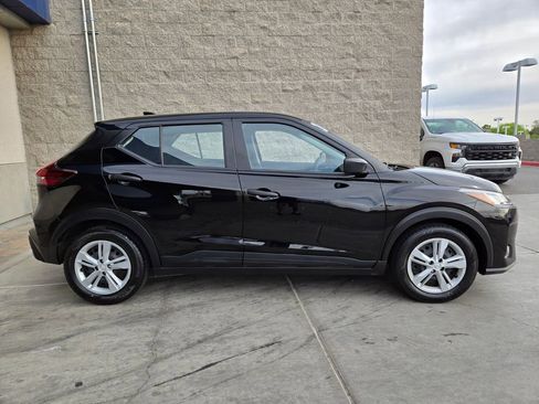 Used 2024 Nissan Kicks S FWD image 6