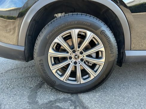 Certified 2026 Mercedes-Benz GLC 300 4MATIC image 9