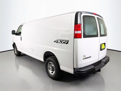 New 2026 Chevrolet Express 3500 Extended w/ Driver Convenience Package RWD image 7