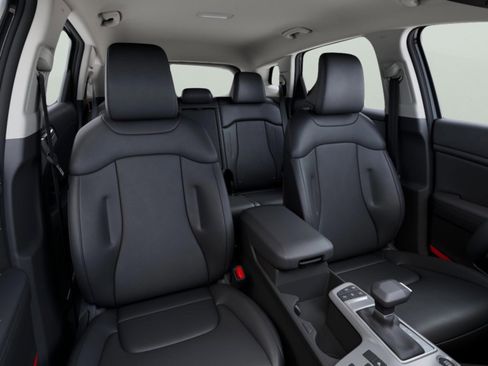 New 2026 Kia Sportage EX FWD image 11