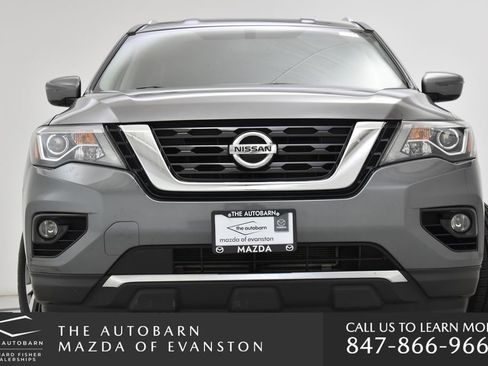 Used 2017 Nissan Pathfinder SV AWD/4WD image 5