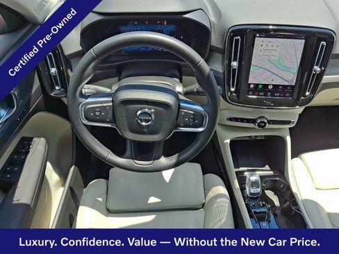 Certified 2023 Volvo XC40 B5 Plus w/ Climate Package AWD/4WD image 12