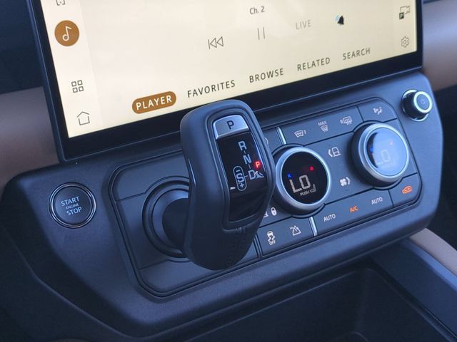 New 2026 Land Rover Defender 110 S AWD/4WD image 9