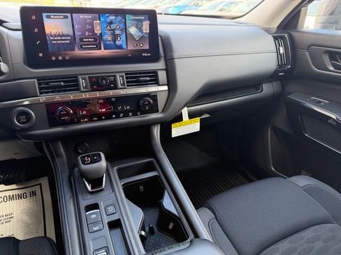 Certified 2026 Nissan Pathfinder S FWD image 60