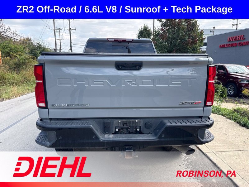 Used 2025 Chevrolet Silverado 2500 ZR2 w/ Technology Package AWD/4WD image 6