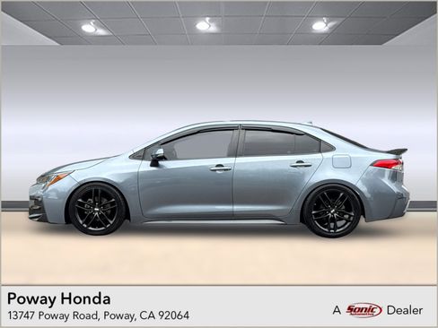 Used 2020 Toyota Corolla SE image 1