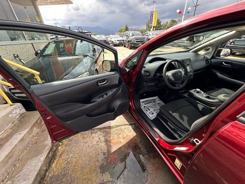 Used 2016 Nissan Leaf S w/ Charger Package FWD image 12