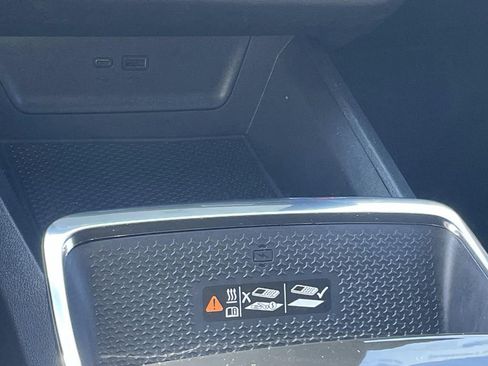 New 2026 Chevrolet Equinox LT w/ Convenience Package II image 24