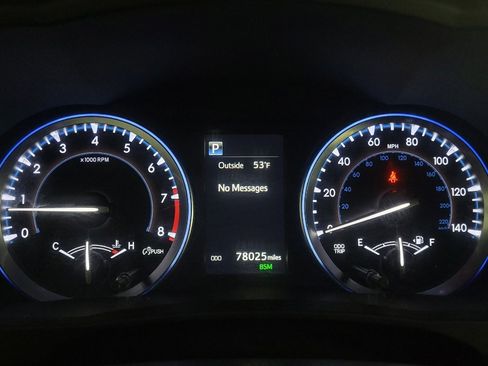 Used 2017 Toyota Highlander XLE image 23