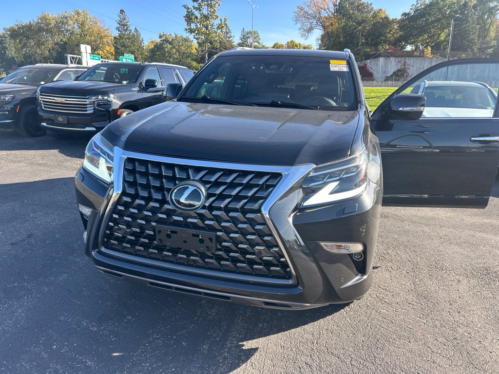 Used 2022 Lexus GX 460 Premium w/ Premium Package AWD/4WD image 9