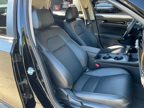 Used 2024 Honda Civic EX-L image 21