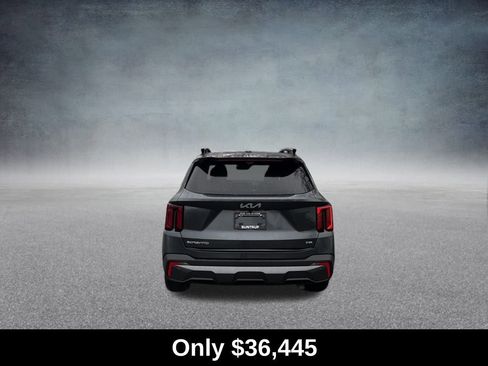 Used 2024 Kia Sorento SX Prestige image 4