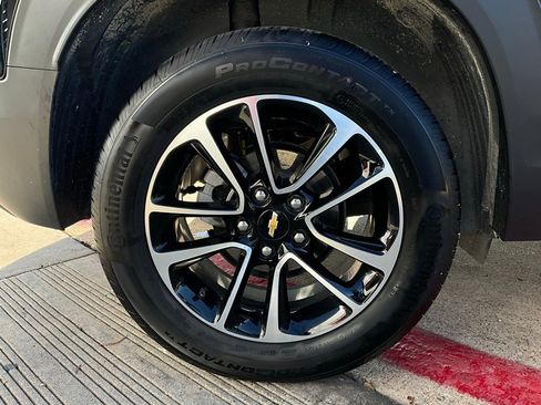 Used 2025 Chevrolet TrailBlazer LT image 9