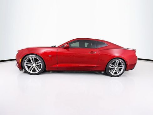 Used 2018 Chevrolet Camaro LT RWD image 6