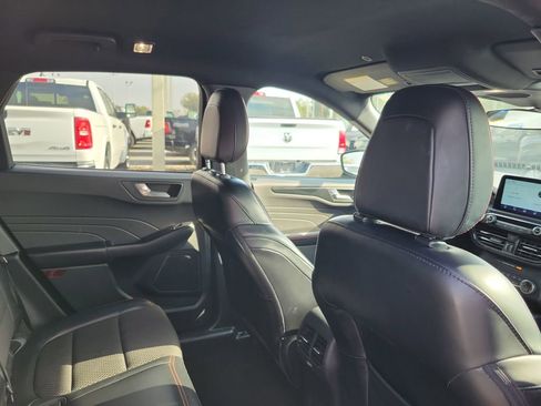 Used 2023 Ford Escape ST-Line image 31