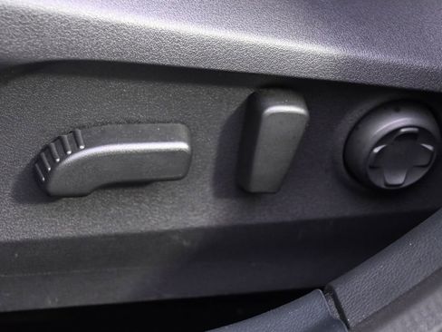 Certified 2025 Subaru Outback Limited image 14