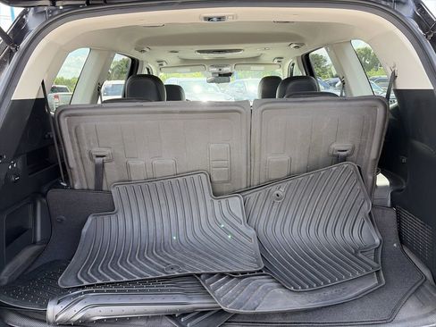 Used 2022 Kia Telluride S FWD image 14