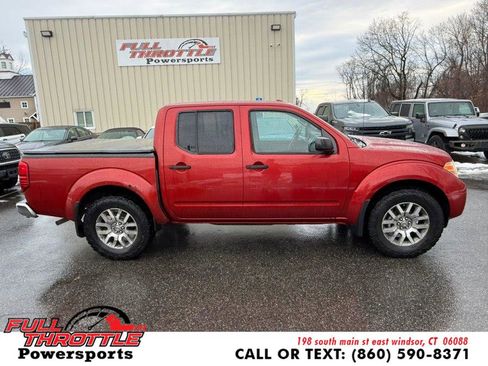 Used 2014 Nissan Frontier SV w/ SV Value Truck Package image 12