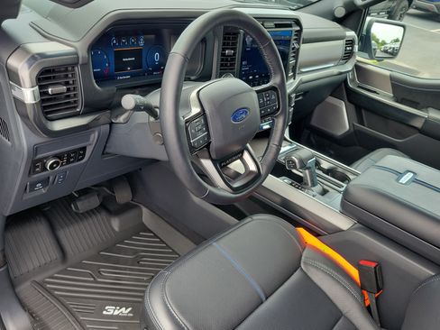 Certified 2025 Ford F150 Platinum w/ Equipment Group 702A High AWD/4WD image 20