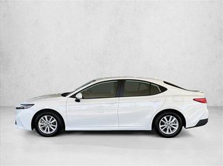 Used 2025 Toyota Camry LE video 2