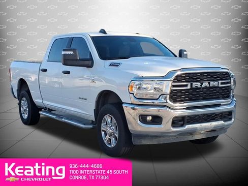 Used 2024 RAM 2500 Big Horn AWD/4WD image 3