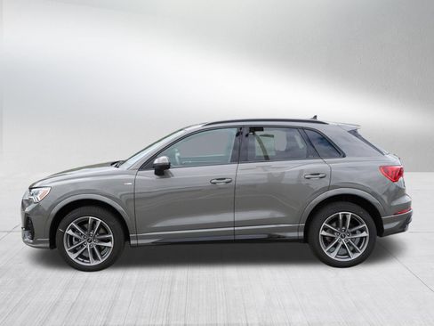 Certified 2025 Audi Q3 2.0T Premium w/ Convenience Package AWD/4WD image 4