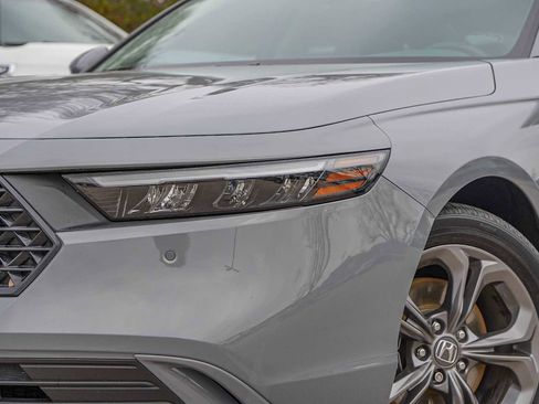 Used 2023 Honda Accord EX-L image 3