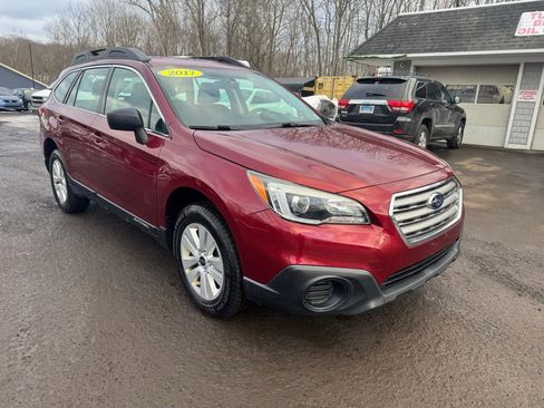 Used 2017 Subaru Outback 2.5i AWD/4WD image 1