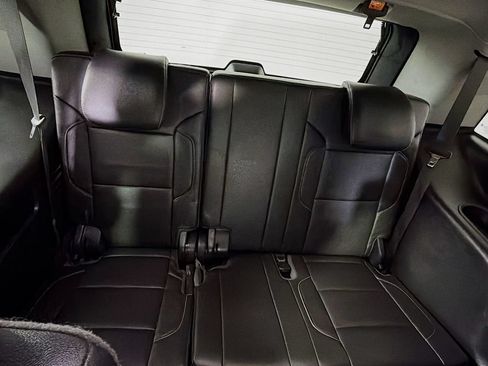 Used 2018 Chevrolet Tahoe LT AWD/4WD image 26