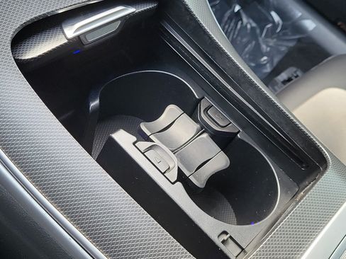 Used 2024 Mercedes-Benz C 300 Sedan image 23