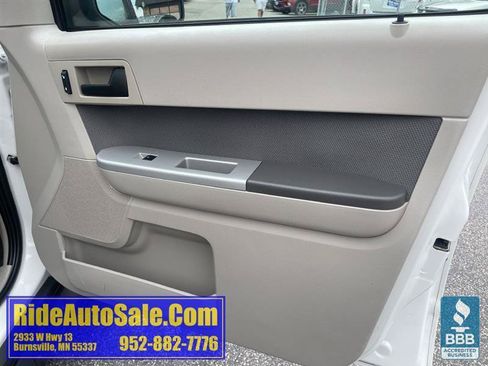 Used 2010 Ford Escape XLT AWD/4WD image 13
