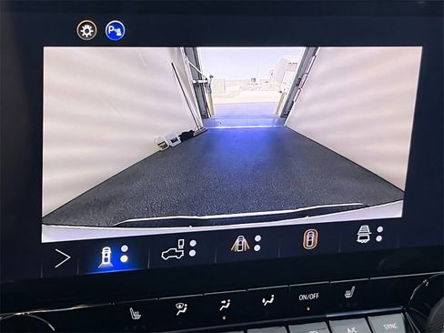 New 2026 Chevrolet Colorado LT w/ LT Convenience Package image 24