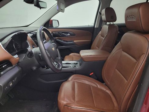 Used 2018 Chevrolet Traverse High Country AWD/4WD image 17