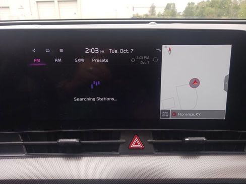 Used 2025 Kia Sportage SX image 20