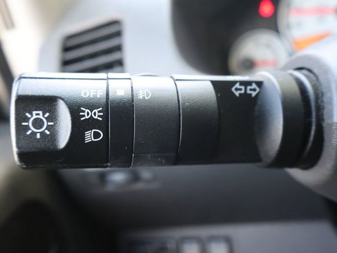 Used 2012 Nissan Frontier PRO-4X AWD/4WD image 31