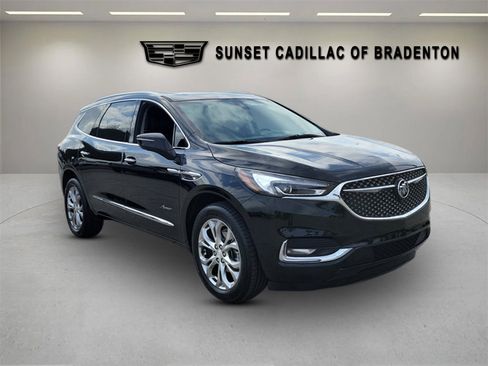 Used 2021 Buick Enclave Avenir w/ Avenir Technology Package image 1