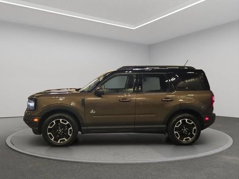Used 2022 Ford Bronco Sport Outer Banks w/ Tech Package AWD/4WD image 2