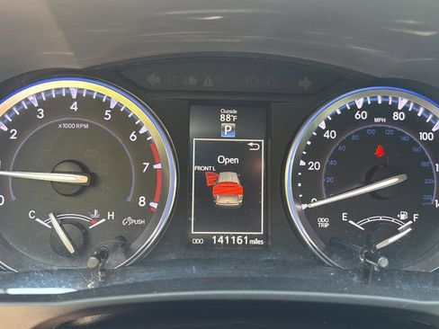 Used 2016 Toyota Highlander XLE AWD/4WD image 20