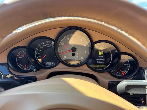 Used 2014 Porsche Panamera S RWD image 10