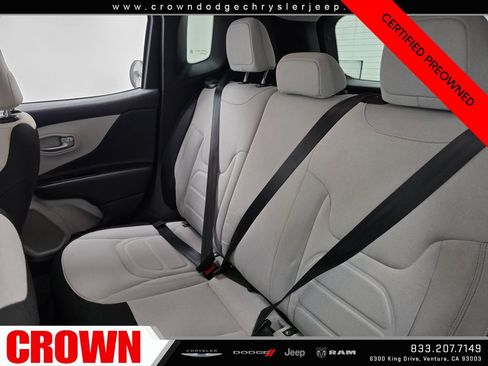 Certified 2022 Jeep Renegade Latitude AWD/4WD image 18