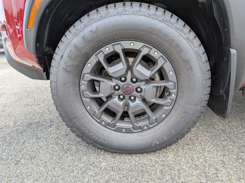 Used 2022 Nissan Frontier PRO-4X w/ Pro-4X Premium Package AWD/4WD image 3