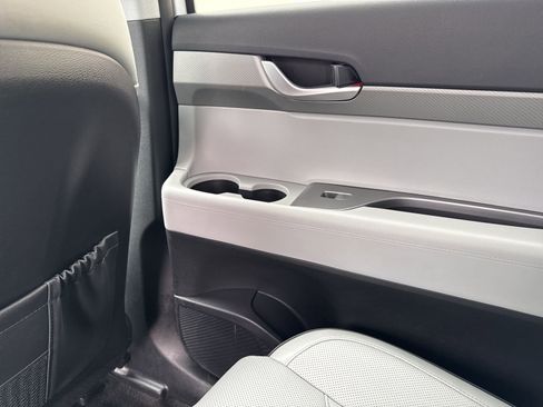 Used 2025 Hyundai Palisade SEL image 18