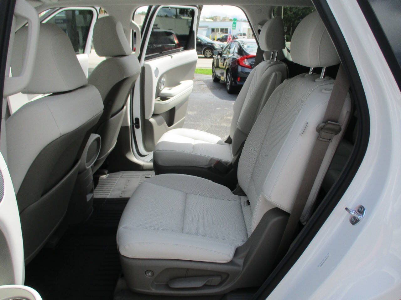 Used 2026 Hyundai Palisade SEL Premium FWD image 27