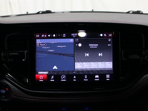 Used 2023 Dodge Durango GT RWD image 15